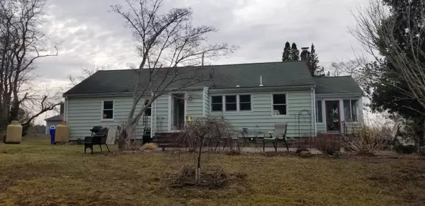 Sagamore, MA 02561,81 Adams Street