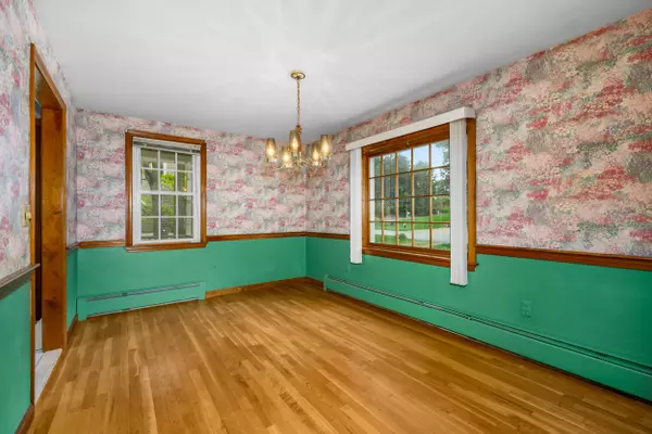 Yarmouth Port, MA 02675,68 Seminole Drive