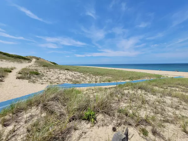 North Truro, MA 02652,71 South Highland Road #235
