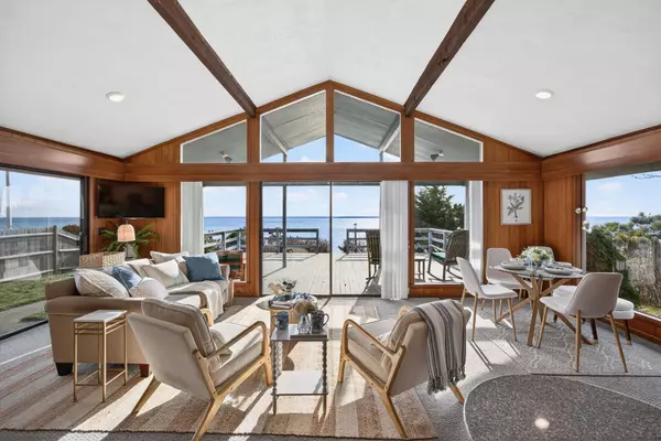 Harwich Port, MA 02646,28 Patricia Lane