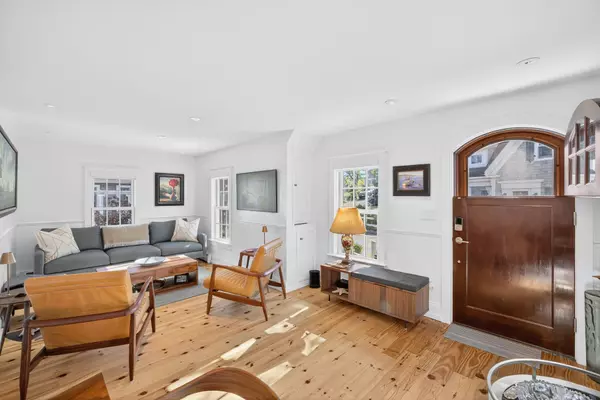 Provincetown, MA 02657,3 Atlantic Avenue