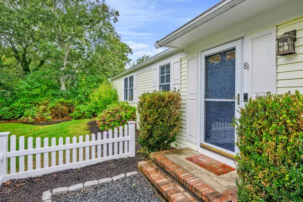 Centerville, MA 02632,81 Monomoy Circle