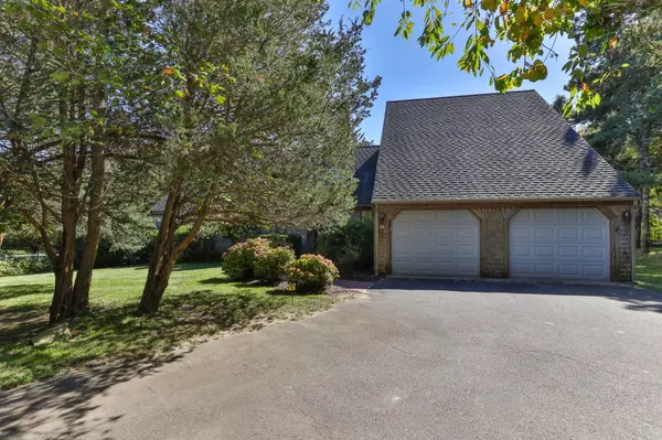 Eastham, MA 02642,25 Twin Rocks Drive