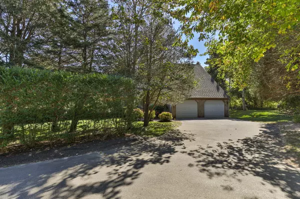 Eastham, MA 02642,25 Twin Rocks Drive