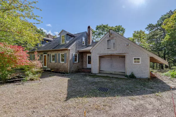 North Truro, MA 02652,18 Hopkins Way