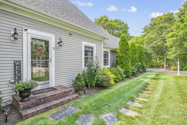 Brewster, MA 02631,21 Nancys Way