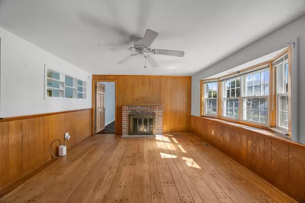 Dennis, MA 02638,12 Spoonbill Road