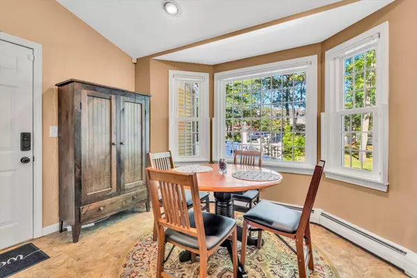 Centerville, MA 02632,175 Old Post Road