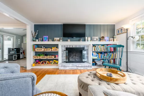 South Dennis, MA 02660,16 Uncle Stanleys Way