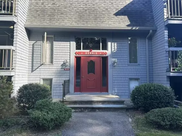 432 Old Chatham Road #APT 103, South Dennis, MA 02660
