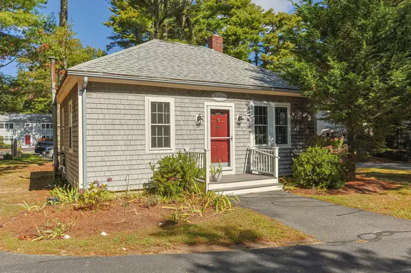 Osterville, MA 02655,3040 Falmouth Road #UNIT H