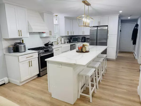Sandwich, MA 02563,38 Pierre Vernier Drive