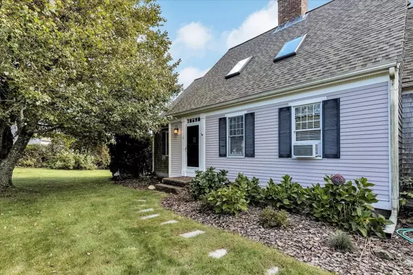 Orleans, MA 02653,11 Fox Ridge Drive
