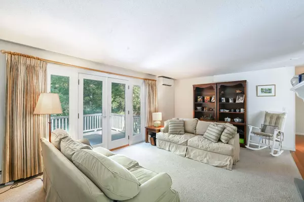 Sandwich, MA 02563,9 Faunce Mountain Road