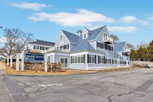 804 Main Street, Osterville, MA 02655