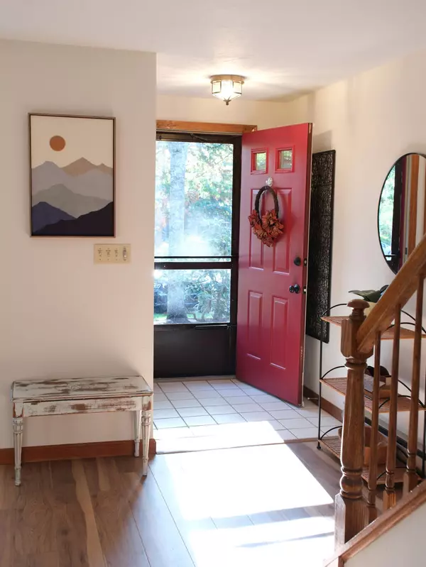 Mashpee, MA 02649,195 Falmouth Road #12F