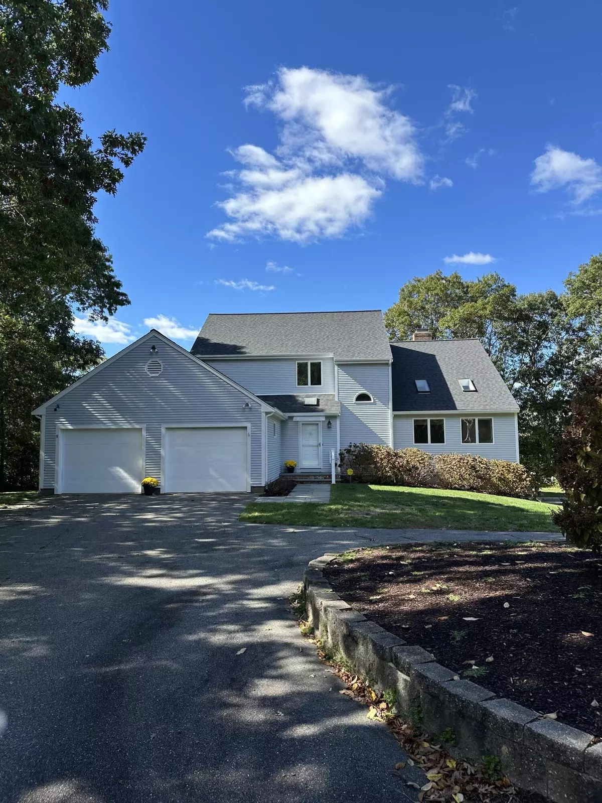 Falmouth, MA 02540,42 Hanson Circle