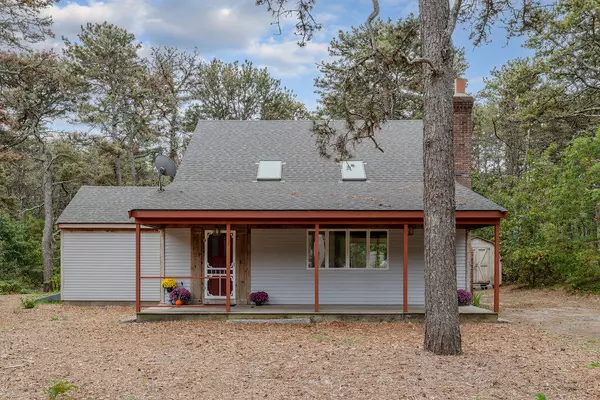 100 East Hill Road, Wellfleet, MA 02667