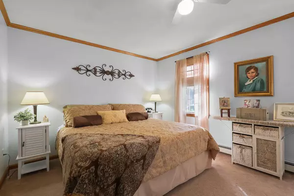 East Falmouth, MA 02536,184 Monhegan Road