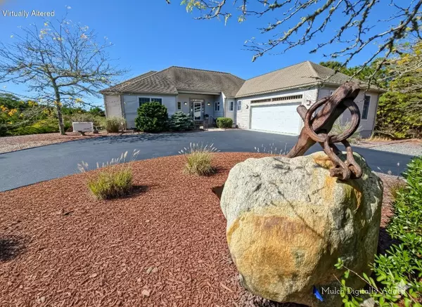 4 Mainstay Lane, Bourne, MA 02532