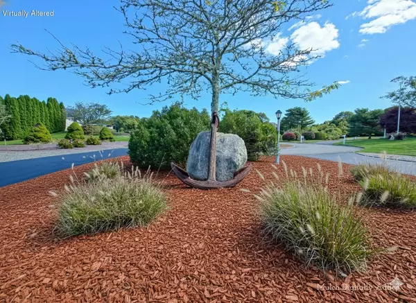 Bourne, MA 02532,4 Mainstay Lane