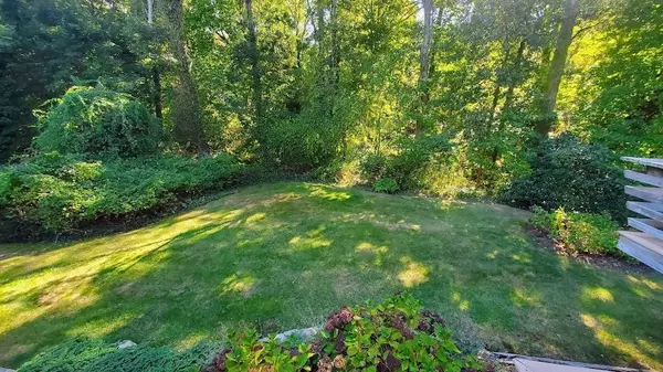 Falmouth, MA 02540,5 Redgate Lane