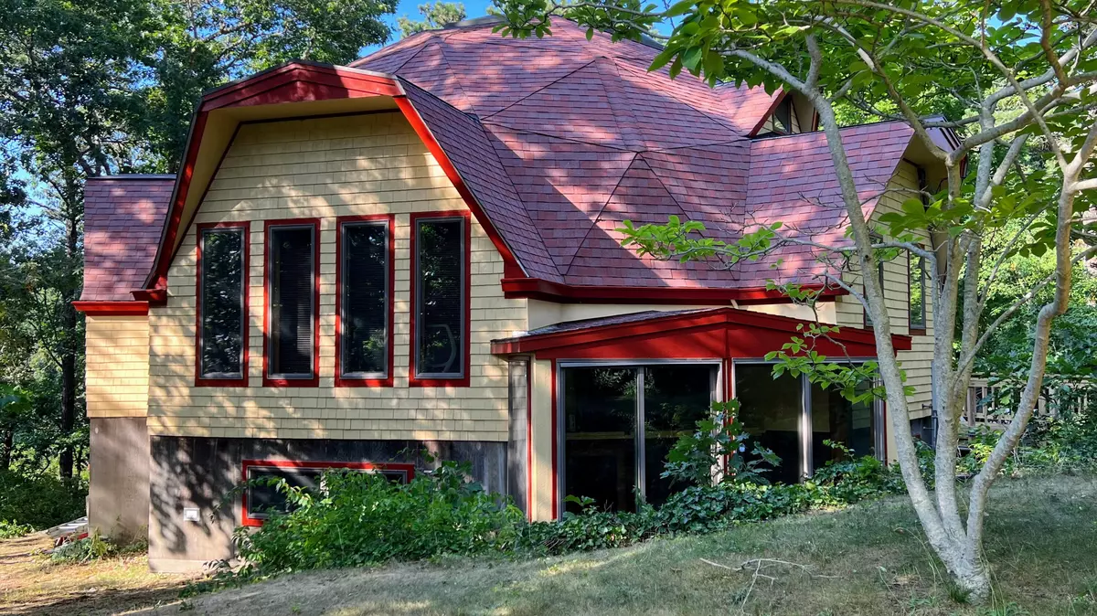 Eastham, MA 02642,45 Starlight Lane