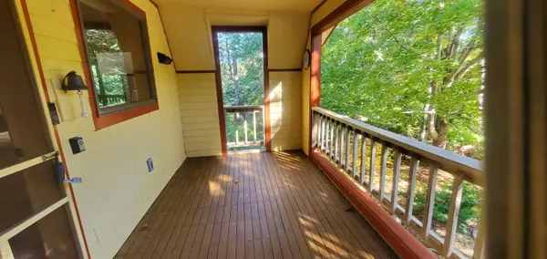 Eastham, MA 02642,45 Starlight Lane