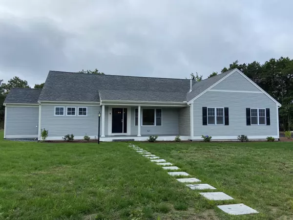 9 Dylans Way, East Falmouth, MA 02536
