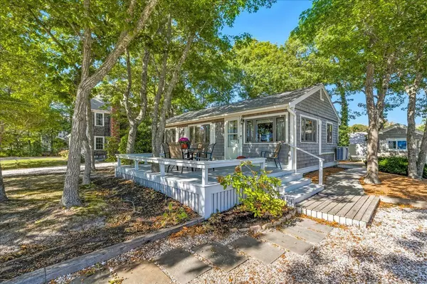 Mashpee, MA 02649,42 Kim Path