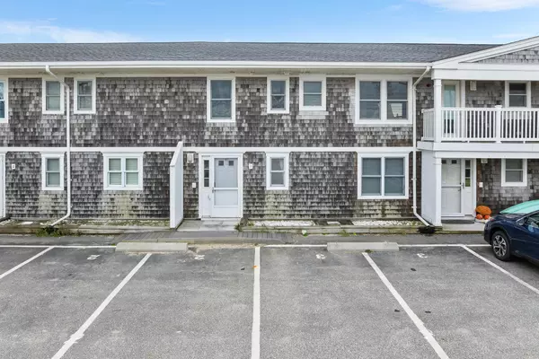 Truro, MA 02666,544 Shore Road #UNIT 3