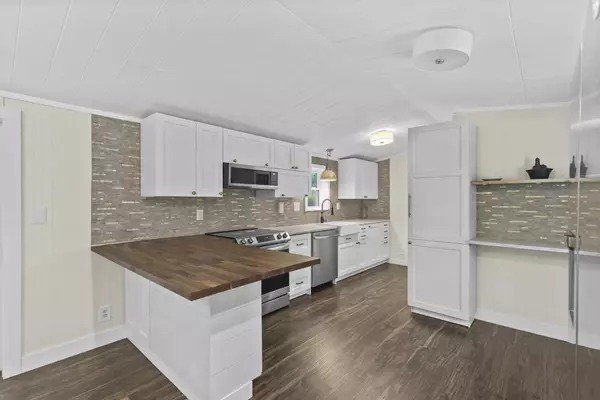117 Ruxton Circle, Mashpee, MA 02649