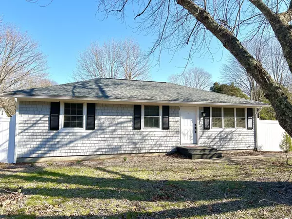 495 Sandwich Road, Teaticket, MA 02536