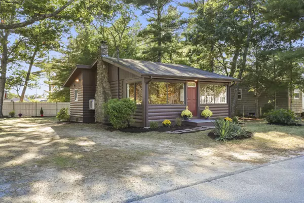 74 Martin Street, Buzzards Bay, MA 02532