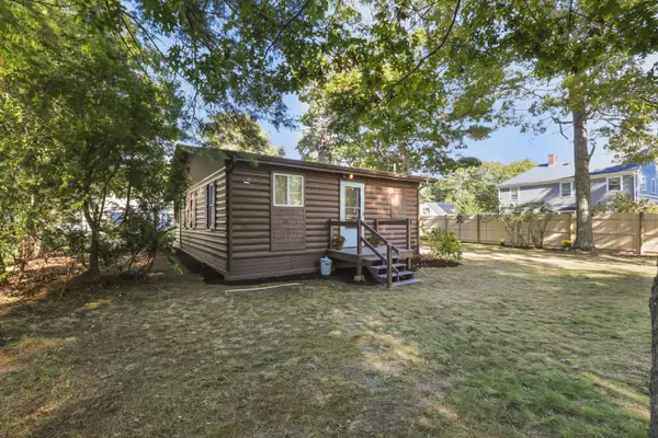 Buzzards Bay, MA 02532,74 Martin Street