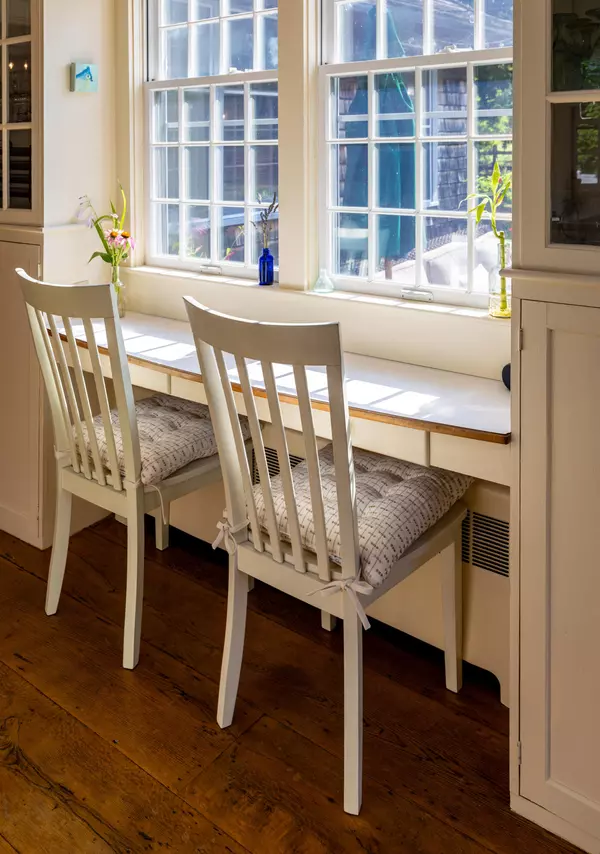 West Tisbury, MA 02575,10 Dan'ls Way Way