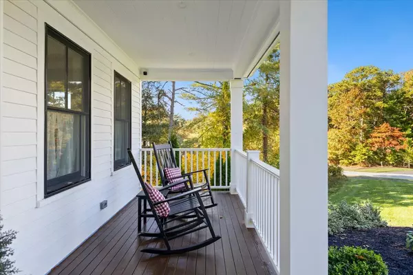 Monument Beach, MA 02553,18 Quaker Lane