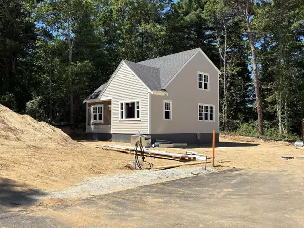 4 Bigelow Lndg Road, Waquoit, MA 02536