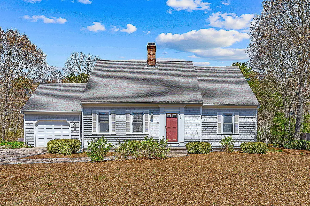 Mashpee, MA 02649,43 Neshobe Road