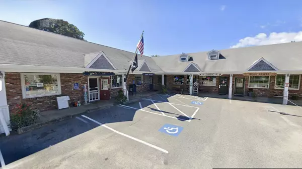 West Falmouth, MA 02540,410 W Falmouth Highway