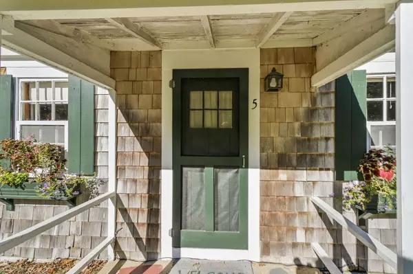 Eastham, MA 02642,1975 State Highway #UNIT 5