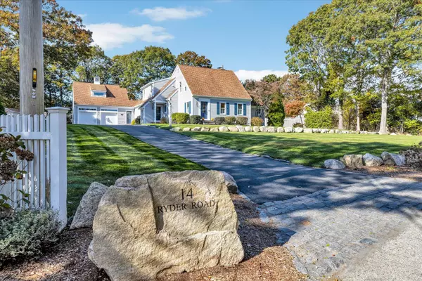 North Falmouth, MA 02556,14 Ryder Road