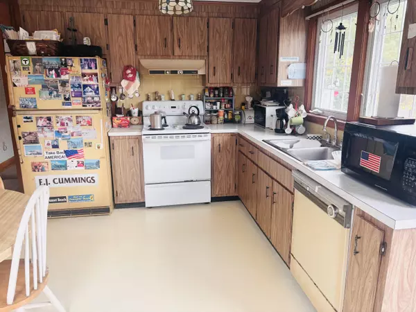 Dennis Port, MA 02639,80 Michaels Avenue