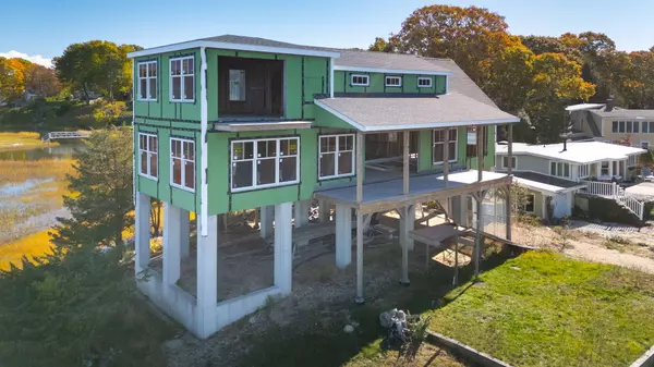 Pocasset, MA 02559,14 Navajo Road