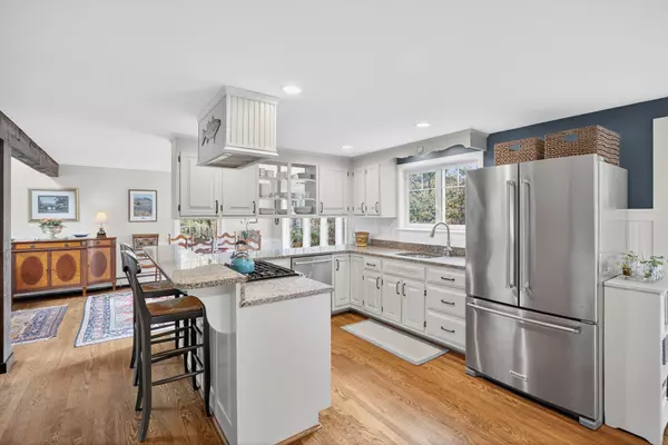 East Falmouth, MA 02536,52 Bacon Farm Road