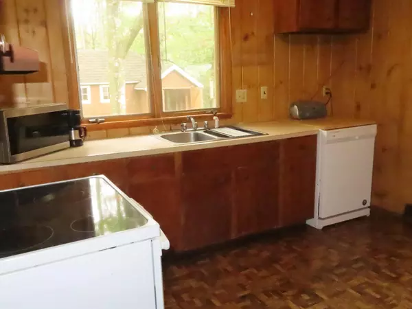 Forestdale, MA 02644,16 Route 130