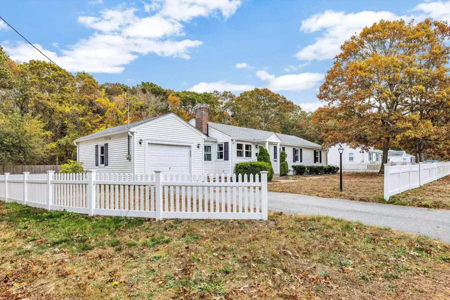 2 Candlewood Lane, West Yarmouth, MA 02673
