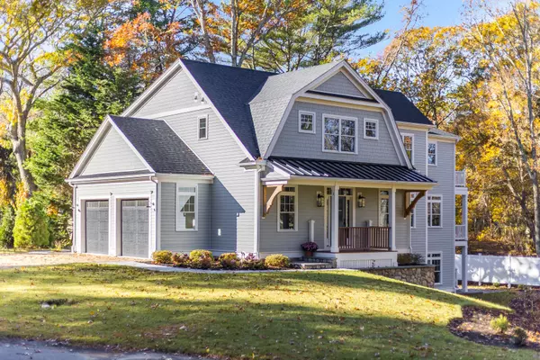 Cataumet, MA 02534,3 Red Brook Pond Drive