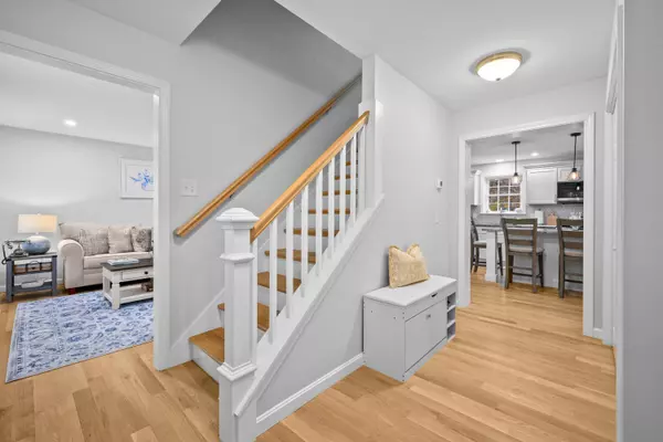 Barnstable, MA 02630,41 Dromoland Lane