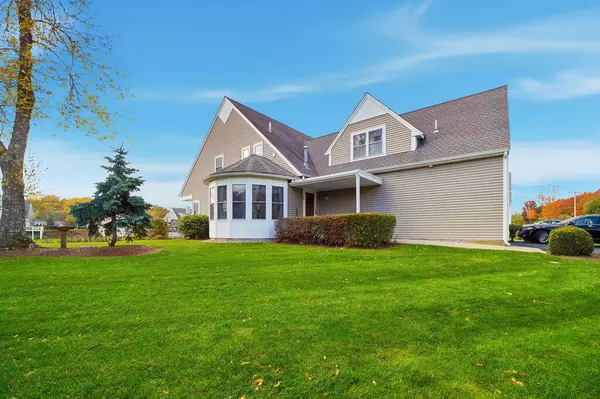 69 Bay Pointe Extension #UNIT 69, Buzzards Bay, MA 02532